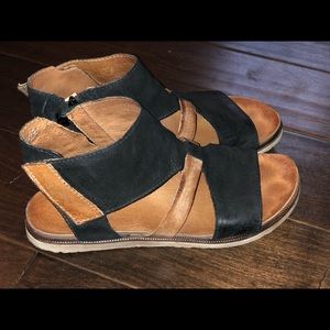 Miz Mooz Samantha Sandals